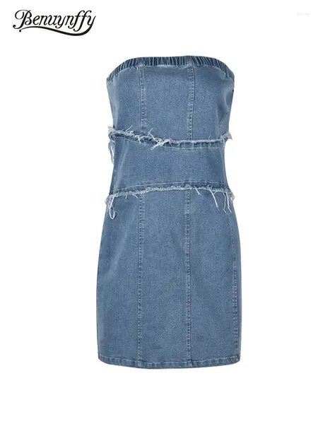 Abiti casual Benuynffy sexy senza spalline in denim per le donne 2024 inverno backless cerniera sfilacciata stretch sottile tubino mini abito