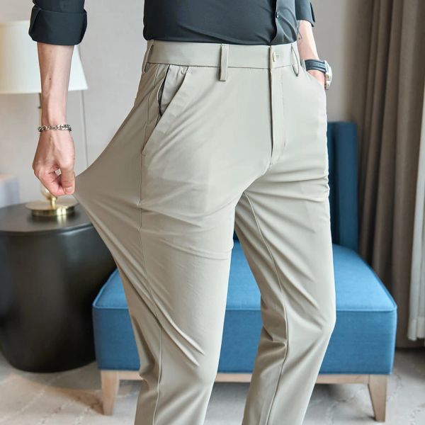 29-40 Pantaloni da abito elastici in seta di ghiaccio primavera estate per uomo Pantaloni eleganti da lavoro casual slim fit Pantaloni sociali da ufficio ad asciugatura rapida