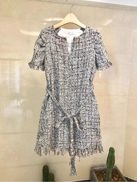 Vestidos de festa pequena fragrância pista tweed borlas vestido feminino manga curta v pescoço zíper cinto rendas até vintage franja lã xadrez vestidos