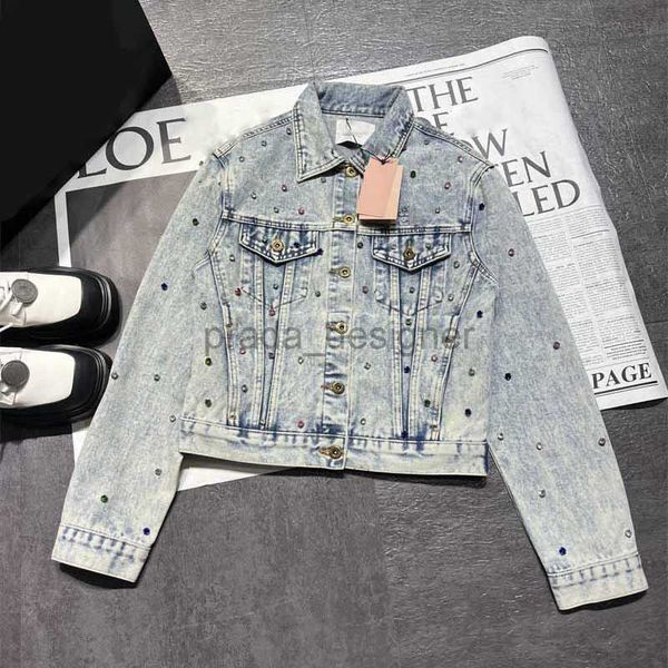 Giacche da donna Designer 24SS all'inizio della primavera New Gaoding MiUi Fashion Versatile Industria pesante Fip Flip Collar Short Denim Coat