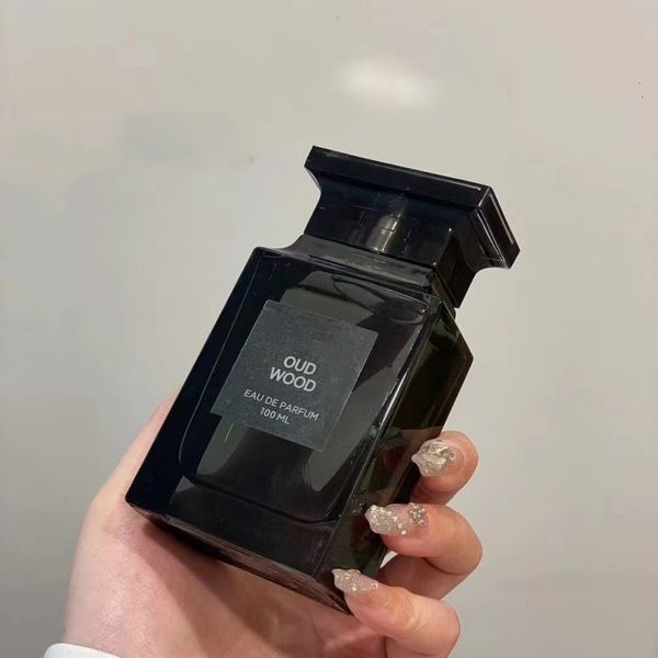 Profumo uomo donna di alta qualità Bottiglia da 100 ml in legno Tom Eau De Parfum Paris Fragranza spray di incenso Spray di colonia di alta qualità a lunga durata