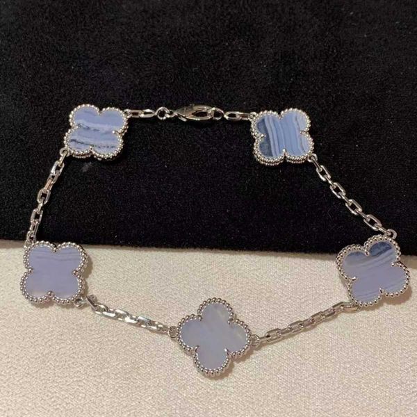 Brand Charme 925 Sterling Silver Van Purple Jade Chalcecedony Four Folha Clover Bracelete com 18k Versão White Gold Precision Alta Versão CNC Jóias artesanais