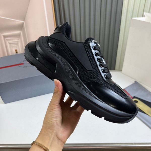 Famous 24SS Top casual mass Sapatos Runner Sports Sapatos de tênis homens leves de borracha Bragem Branca Black Leather Trainers Wholesale Desconto Skate Satédo de patim andando