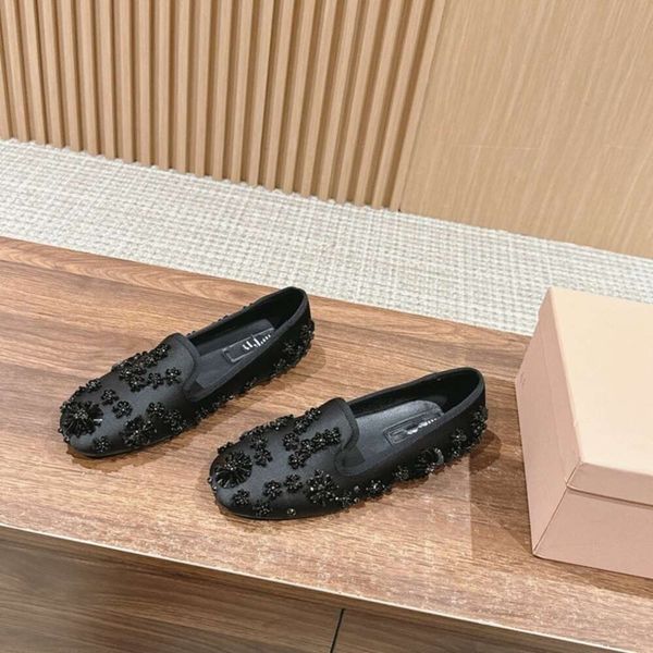 Fransız Yay Flat Sole Single Kadınlar için 2024 Yaz Yeni İpek Saten Yuvarlak Kafa Balesi Mary Jane Ayakkabıları