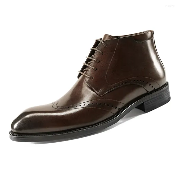 Stivali 2024 Moda Uomo Lusso Vera Pelle Fatti a mano Nero Classico Brogue Scarpe eleganti da uomo Caviglia alta Botas Taglia 44