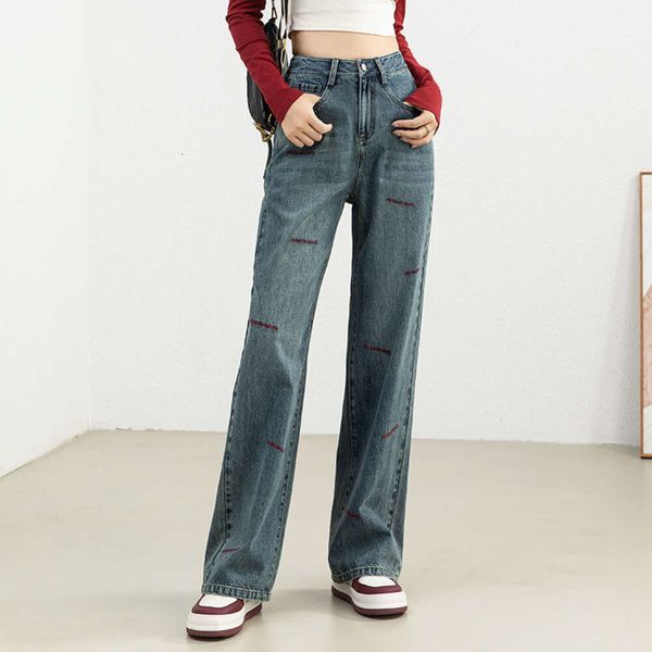 Корейские джинсы с высокой талией прямой ноги для женского летнего дизайна новой ниши с вышитыми буквами и широкими швабами для ног.