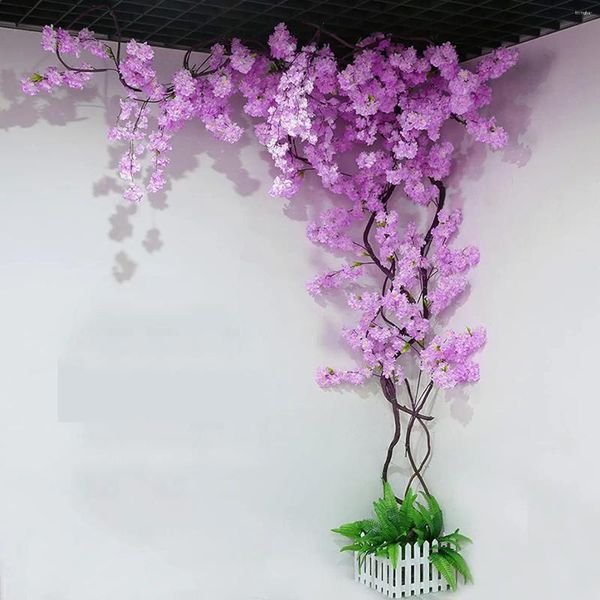 Декоративные цветы Искусственные вишневые деревья для использования в помещении и на открытом воздухе Гостиная из ротанга Труба для кондиционирования воздуха Потолок Поддельное дерево Фиолетовый