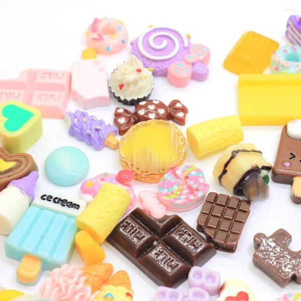 Dekoratif Çiçekler 50/100/PCS Kawaii Mix Mini Reçine Süsleme Şeker Düz Backback Minyatürler Donut ekmek süslemeleri saç tokası yapımı