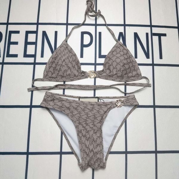 Trendy Split Bikini G-letter Impresso Moda Férias Roupa de banho feminina