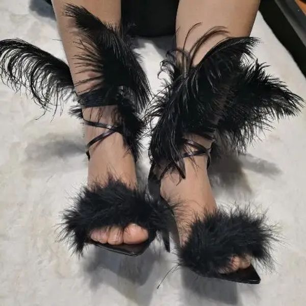 Preto vermelho cor sólida pena pele apontou dedo do pé aberto cruz toed salto stiletto festa sandálias de verão feminino rendas até capa sapatos de salto