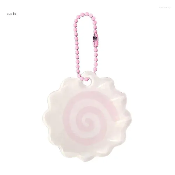 Portachiavi X7YA Fatto a mano in acrilico rosa calamari rotolo fascino ornamento adorabile portachiavi zaino borsa ciondolo chiavi