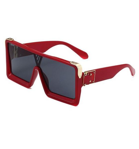 Mode Sonnenbrillen in den USA und europäische Persönlichkeit Männer Frauen Street trendige Sonnenbrillen großer Quadratrahmen Sonnenbrille Onepiece Dark Le8290009
