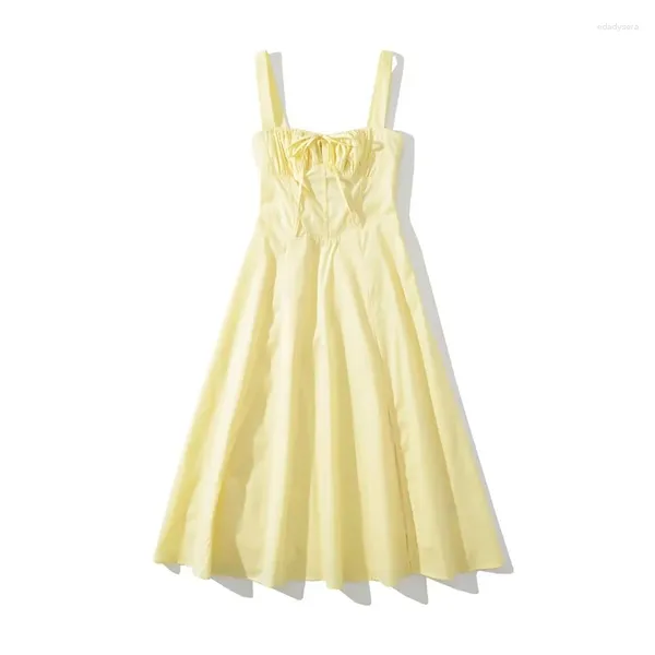 Vestidos casuais yenkye 2024 mulheres estilo francês amarelo sling vestido sexy sem mangas cruz lacing up back fenda hem senhoras elegantes