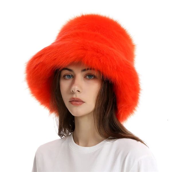 Sahte Kürk Şapka Kadınlar Zarif Sonbahar ve Kış Balıkçı Renk Koreli Kıdemli Sıcak Kova 240320