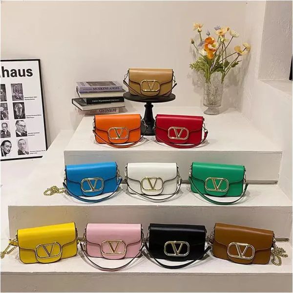 2024 Newwomens Designer -Tasche Lok Handtasche Mini Luxusbeutel Dame Einkaufsbeutel Trendy Mode Hip Hop Sack abnehmbares Schiebetasche Tasche Tasche Taschen Taschen