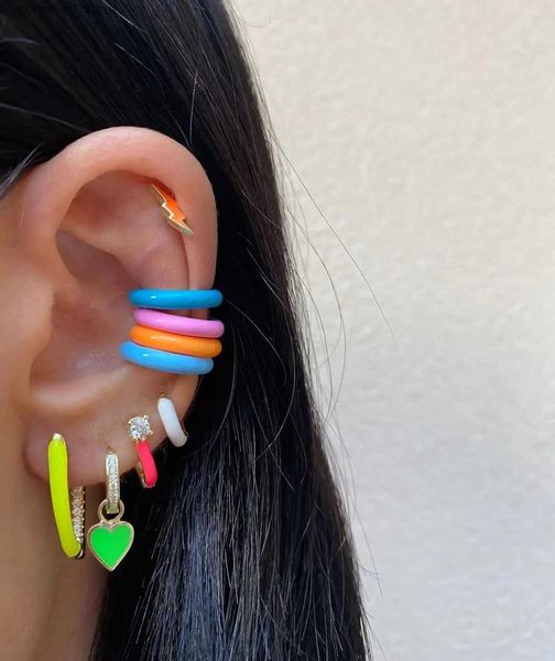 Ear Cuff Ear Cuff Clip per orecchini non perforati oro estate nuovi colori arcobaleno neon polsini smaltati Y240326