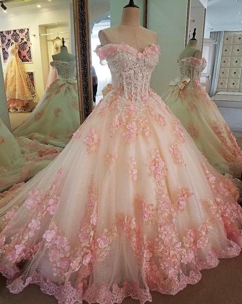 Ball Roo Prenses Gelinlik Sweatheart Kalp 3D Çiçek Gelinlikleri Katmanlı Etek Prenses Vestidos De Novia Quinceaner6935389