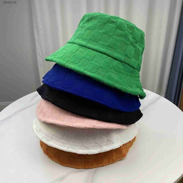 Cappelli a tesa larga Cappelli a secchiello Cappello a secchiello scozzese di alta qualità di nuova concezione asciugamano ad anello regolare da donna color caramello cappello da pescatore casual Panama cappello da sole Bob C24326