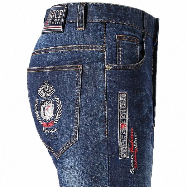 bruceshark nuovi uomini di estate jeans stretch cott stile dritto casual fi denim jeans pantaloni da uomo super qualità big size 42 b6RD #