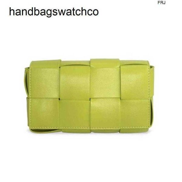 Bottegvenetas Cassetes Bolsas Crossbody Bolsa Fábrica Bottage Tecido à Mão Vaca Cintura Peito Mulheres Couro Macio Pequeno Quadrado Moda Flip One Messenger Tem Logotipo