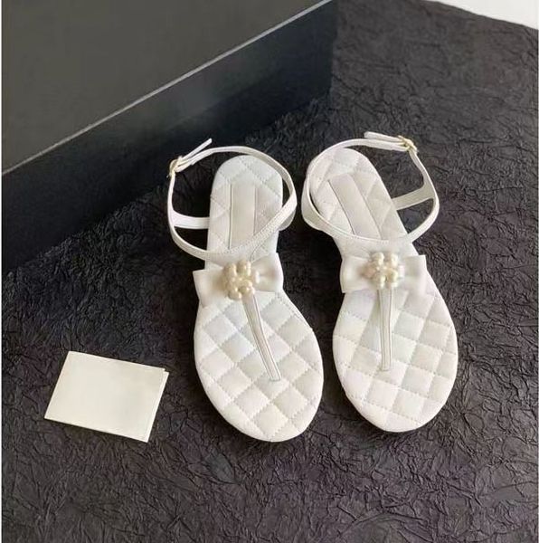 Elegante pele de cordeiro camélia flor causal tanga clássico designer de luxo sandálias planas verão ao ar livre piscina praia chinelos