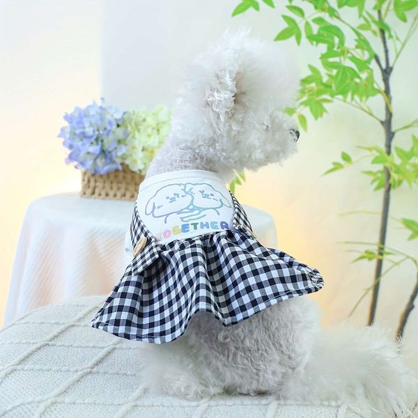 Roupas para cães de estimação na primavera verão, vestido confortável preto e branco com suspensório xadrez, vestido elegante e casual para cães