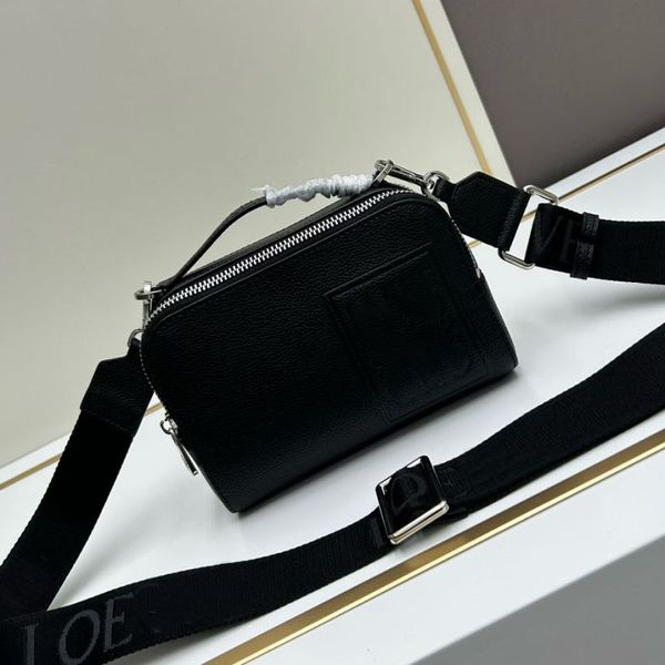 Mini Kamera Crossbody çanta saten buzağı üst tasarımcı çanta erkekler moda crossbody çanta kadın lüks üst sap çanta ayarlanabilir ve çıkarılabilir dokuma kayışı