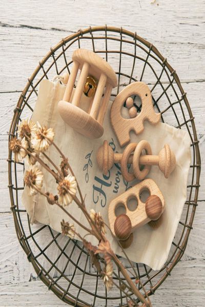 4-teiliges Set Babyspielzeug, natürliche Buche, Holzrasseln, Zahnen, Nagetierring, Musikalisches Neugeborenen-Geschenk, Montessori-Kinderwagenspielzeug 2203119280044