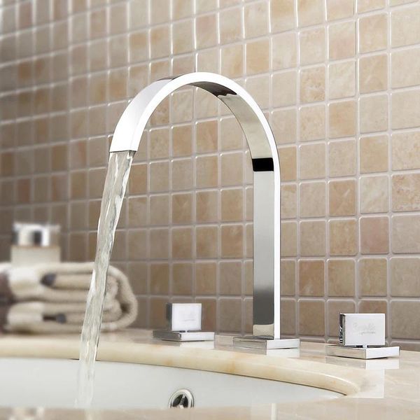 Rubinetti per lavandino del bagno Rubinetto moderno Miscelatore per lavabo Lavabo per lavabo Doppia maniglia 3 fori in acciaio inossidabile da 8 pollici con tubo flessibile