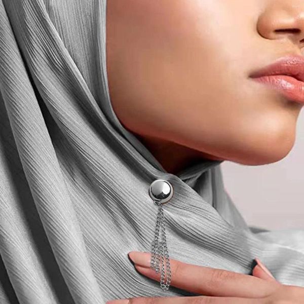 Spille Donne Musulmane Spilla Magnetica Sciarpa Hijab Spilli Fibbia di Sicurezza Fissa Con Catena 1Pc Accessori Gioelleria Raffinata E Alla Moda