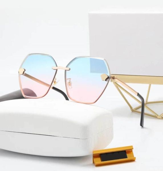 Дизайнерские солнцезащитные очки более светлые цвета энергетический дизайн модный мужчина женщина солнцезащитные очки Адумбральные очки 5 Цвета Top Caffice3961052