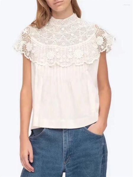 T-shirt da donna Camicie bianche con giunture in pizzo Camicetta con ricamo Scava fuori Colletto alla coreana Senza maniche Estate 2024 Camicia in cotone femminile Top