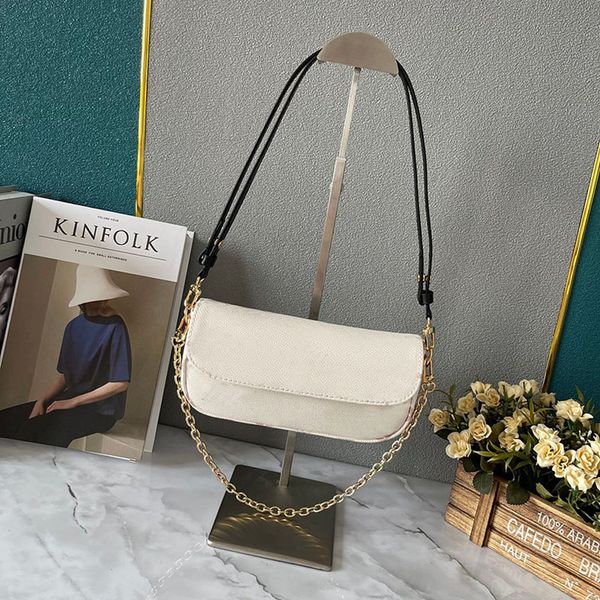 Designer Donna Mini borse a tracolla a catena Moda Portafoglio quadrato piccolo Portamonete con reticolo di diamanti Borsa a tracolla in pelle da donna con bottoni in metallo Borsa a tracolla per riporre quotidianamente