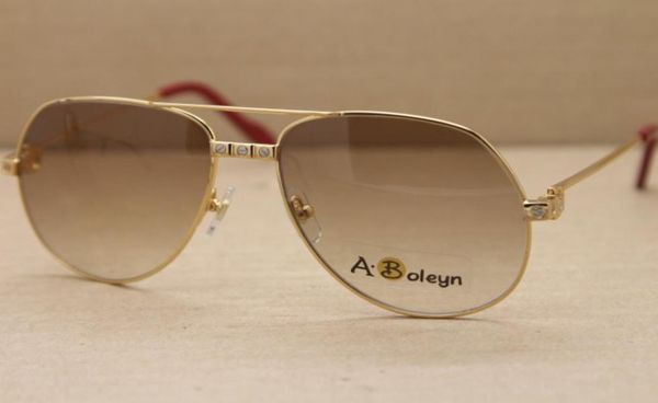 Alta qualità Fabbrica diretta 1324912 Occhiali da sole all'aperto occhiali da guida moda C Decorazione occhiali con montatura in oro Taglia 58164702894