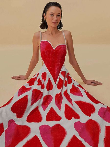 Kadınlar Zarif Kalp Baskı Sling Maxi Elbise Sırtsız Kolsuz İnce Fit Uzun Robes 2024 Yeni Moda Lady Banquet Akşam Vestido