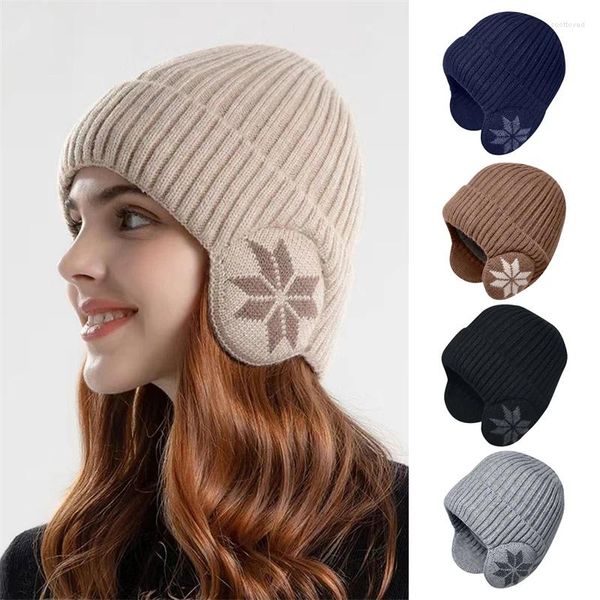 Berets inverno quente pelúcia de malha para homens mulheres neve moda chapéu unisex ao ar livre coldproof orelha proteção lã bonés