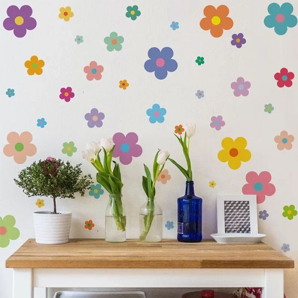Наклейки Многоцветный цветок Красочный маленький цветок Наклейка на стену Самоклеющиеся обои для детской спальни Украшение стены гостиной