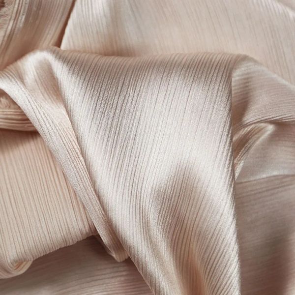 Tecido Crepe brilhante Crepe textura de textura de textura de cetim sedina para costurar roupas de vestido de vestido branco, rosa, azul, verde, vermelho pelo medidor