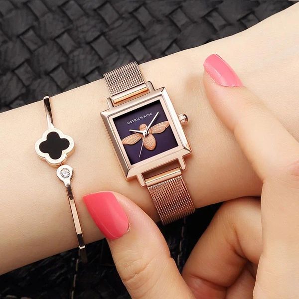 Bilek saatleri moda marka tasarımcısı Lady Quartz Bilezik İzle 3D Arı Dial Paslanmaz Çelik Sabit Tel örgü kayış bandı Womens Wristwatch