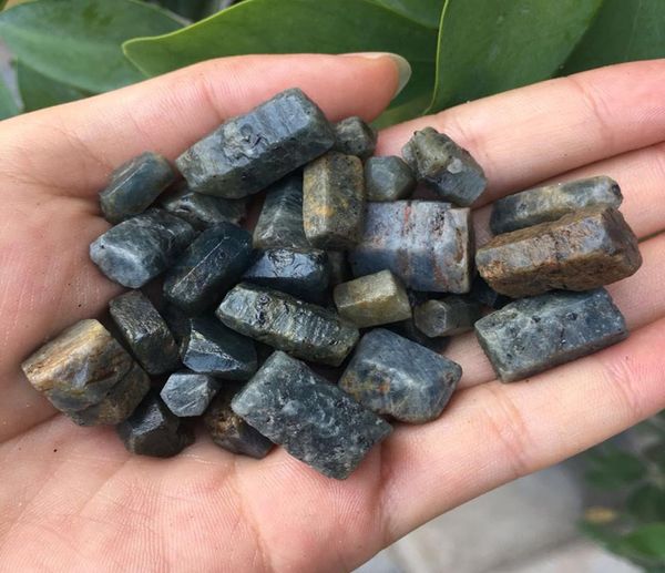 50 g di zaffiro grezzo naturale raro per realizzare gioielli con corindone blu, pietre preziose e minerali speciali naturali, pietra preziosa grezza Specime5555722