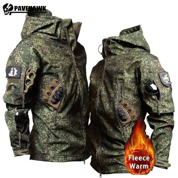 Giacca mimetica militare da uomo Giacca invernale da allenamento all'aperto Cappotto tattico ispessito antivento Pelle di squalo Tuta da caccia Soft Shell Top 240312