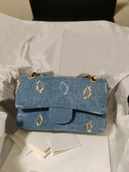 Borsa a conchiglia classica di qualità superiore a specchio originale Borsa a conchiglia in pelle blu denim da donna di medie dimensioni da 20-25 cm Piccola borsa a tracolla di design di lusso