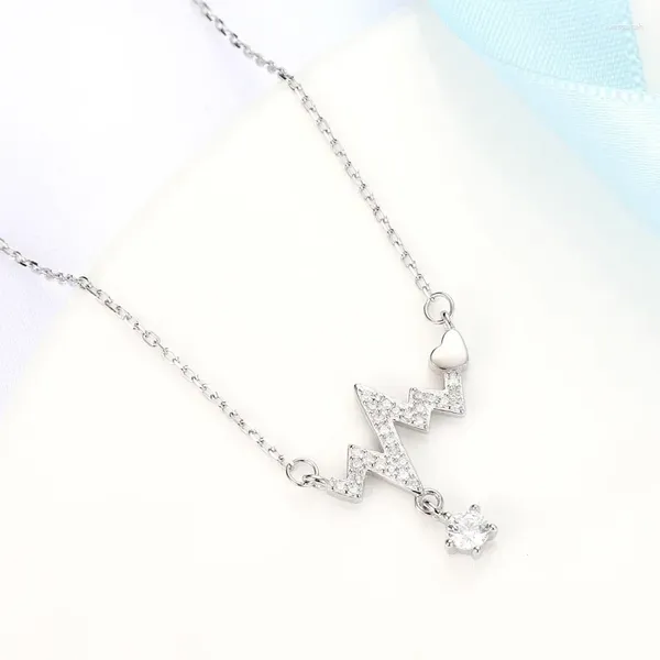 Catene Collana con frequenza cardiaca in zirconi Singapore Argento sterling Colore ECG Catena clavicola di lusso da donna