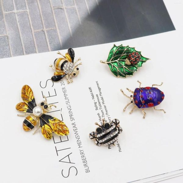 Broschen Mode Frau Männer Retro Bee Brosche Pin Strass Emaille Für Frauen Kleidung Schnalle Zubehör Insekten Schmuck