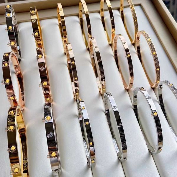 Marken-Cati-Armband, dick vergoldet, 18 Karat Gold, breit, schmal, voller Diamant, sechs, vier, glatt, Sky Star, klassisches Handstück für Männer und Frauen