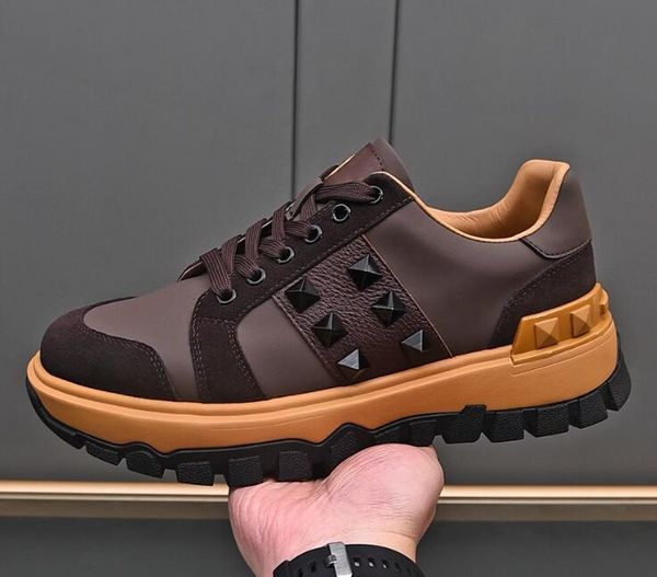 Designer Qualità 7200 Rivet che corre in vera pelle di cuoio cuoio leggero scarpe sportive oxford maschi di moda assorbimento di sudore assorbimento sneakers traspirato a basso comfort