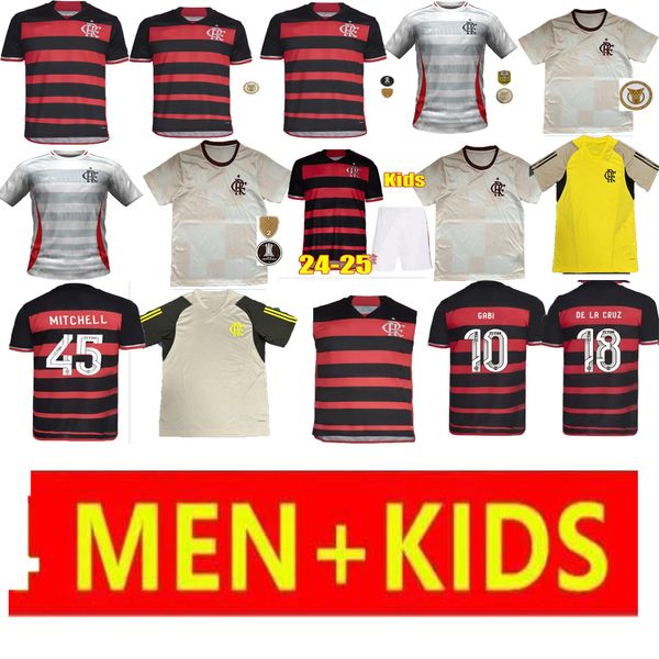 Fãs CR Flamengo Futebol Jerseys homem e criança 2023 2024 2025 DE ARRASCAETA E.RIBEIRO GABI B.HENRIQUE DAVID LUIZ DIEGO PEDRO GERSON 23 24 25 casa fora 3ª camisa de futebol