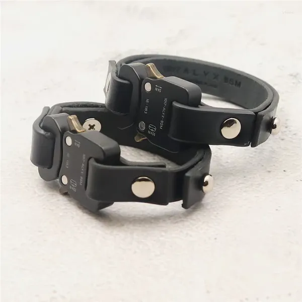 Link pulseiras preto alyx fivela pulseira homens mulheres 1:1 qualidade couro de vaca 1017 9sm clássico imprensa botão metal y2k