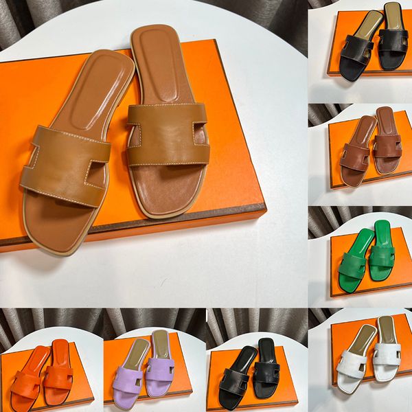 2024 Tasarımcı Sandalet Deri Terlik Flip Flops Moda Lüks Slaytlar Lüks Kadın Bayanlar Odası Katır Claquette Sandles Siyah 35-42 Yaz Alçak Topuklu Kadın Ayakkabı