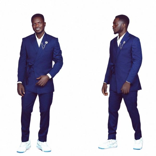 Abito da uomo blu scuro 2 pezzi Giacca sportiva Pantaloni con cintura Risvolto con visiera Busin formale Slim Fit Abito da sposo formale Costume Homme R8ue #